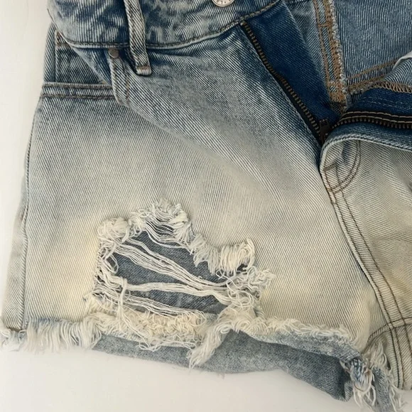 PACSUN Jean Shorts Size 23 Bleached Ombré Distressed High Rise Shorts - Picture 5 of 6